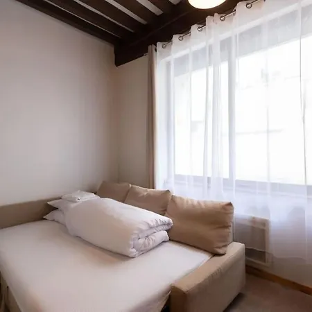 Le Resto - Proche Pérouges Chalamont